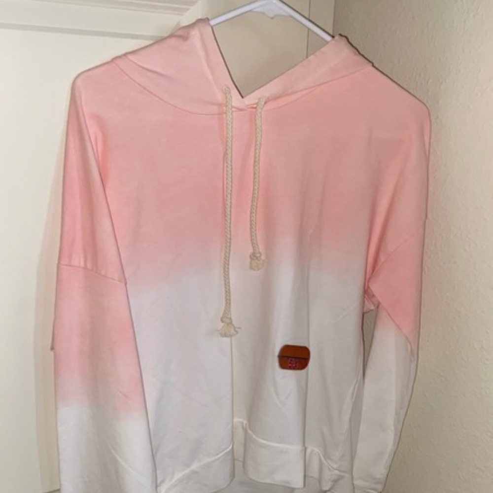 pink and white ombré crop top